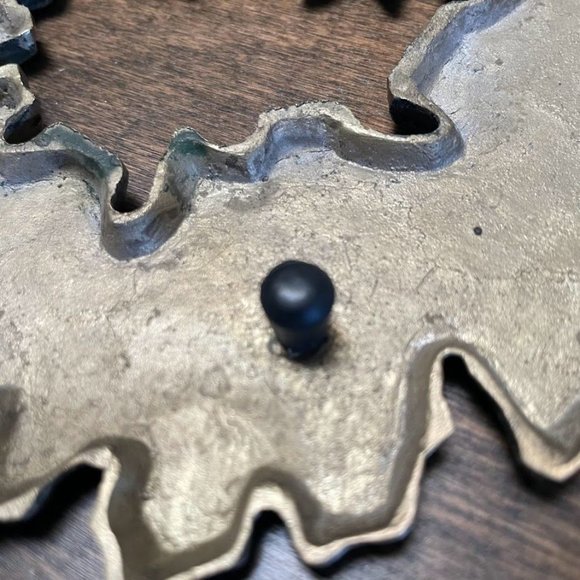 Vintage Christmas Wreath Trivet in Gold Brass-by Knobler-Taiwan - Picture 6 of 9